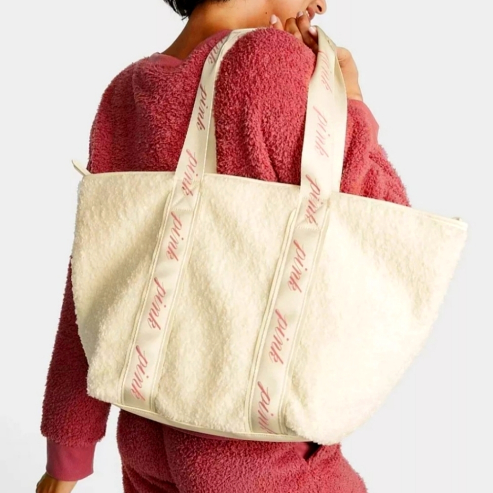 Victoria's Secret Pink White Furry Tote mint in package NWT